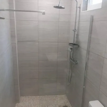 Апартаменти One Bedroom With Wifi At 3 Km Away From The Beach *