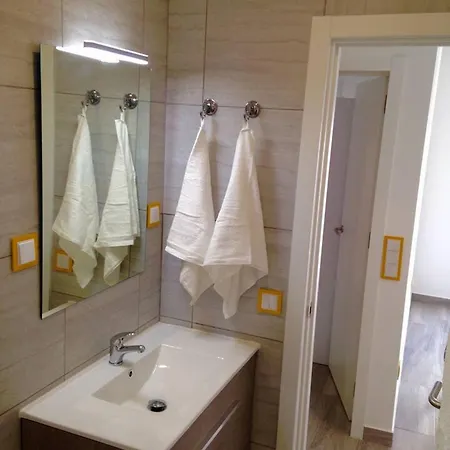 One Bedroom With Wifi At 3 Km Away From The Beach Апартаменти Портіман
