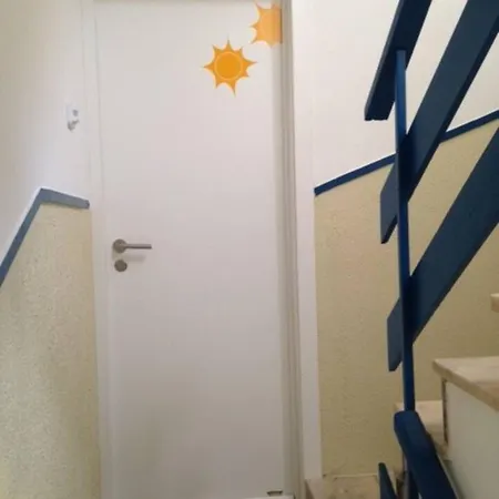 One Bedroom With Wifi At 3 Km Away From The Beach דירה *